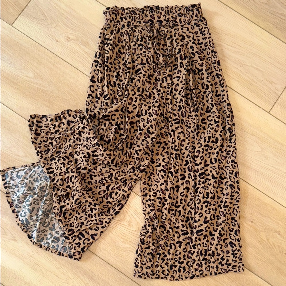 Leopard Print Wide-Leg Pants